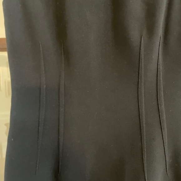 T Tahari Black Sleeveless Dress, Size 10 Petite - Picture 4 of 6